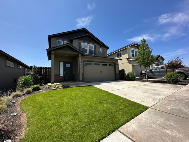 Photo - Charming and Modern Redmond Home: Pet-Friendly, Two-Car Garage, and More!