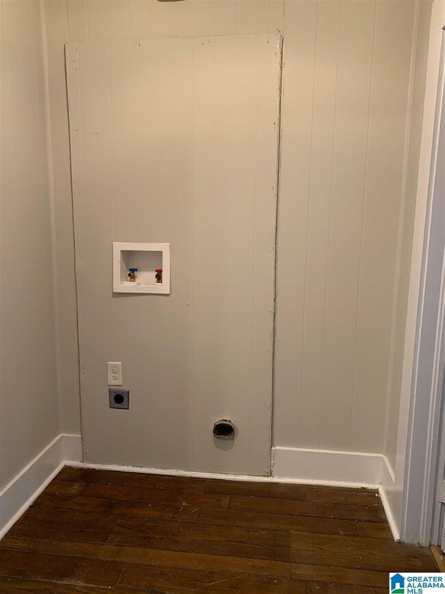 Photo - 1826 2nd Ave S