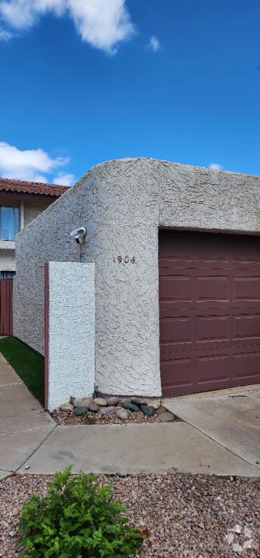 Building Photo - 1904 S Shannon Dr Rental