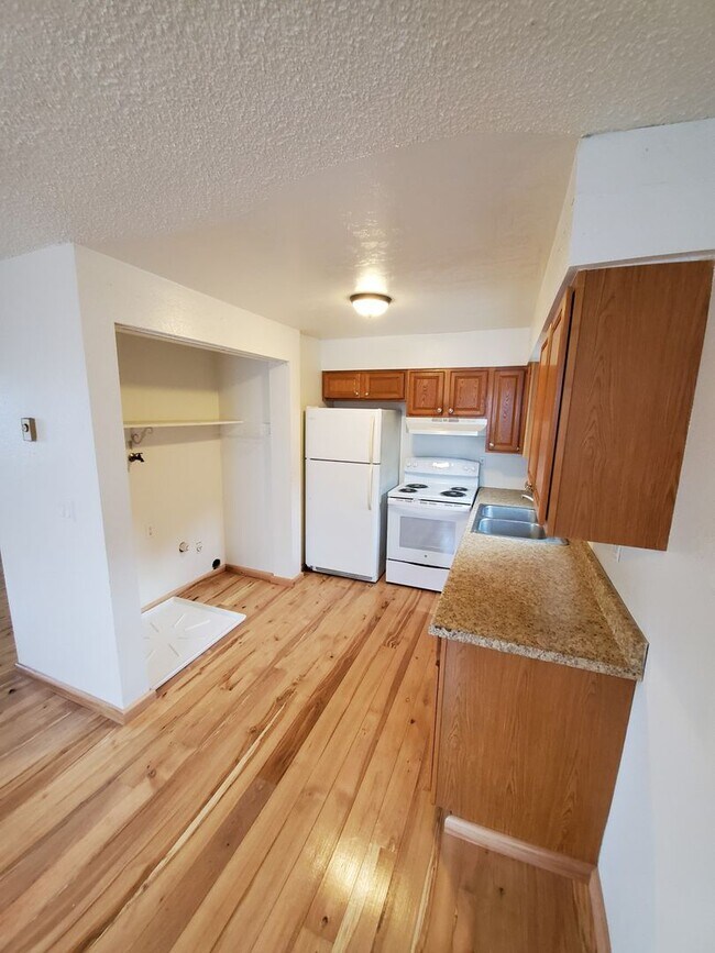 Photo - ELM Unit 255