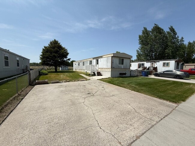 Photo - 3 Bed 2 Bath Fully Remodelled Mobile Home ...