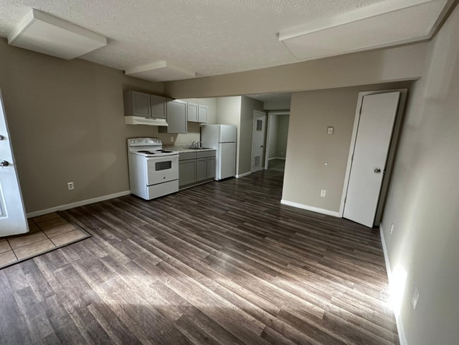 Photo - 766 Anderson Ave Unidad 1