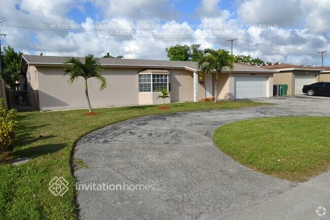 Building Photo - 8469 Windsor Dr Rental