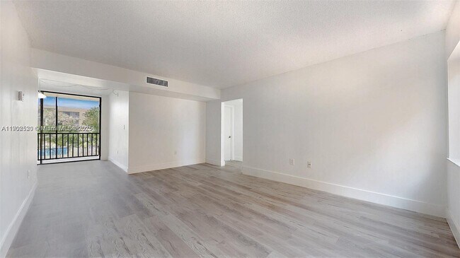 Photo - 8420 SW 133rd Avenue Rd Unit 212