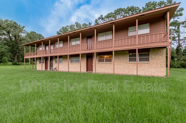 Building Photo - 120 McAdams Ln Unit E