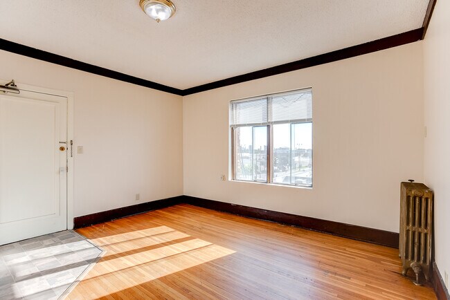 Photo - Lakesbury Apartments