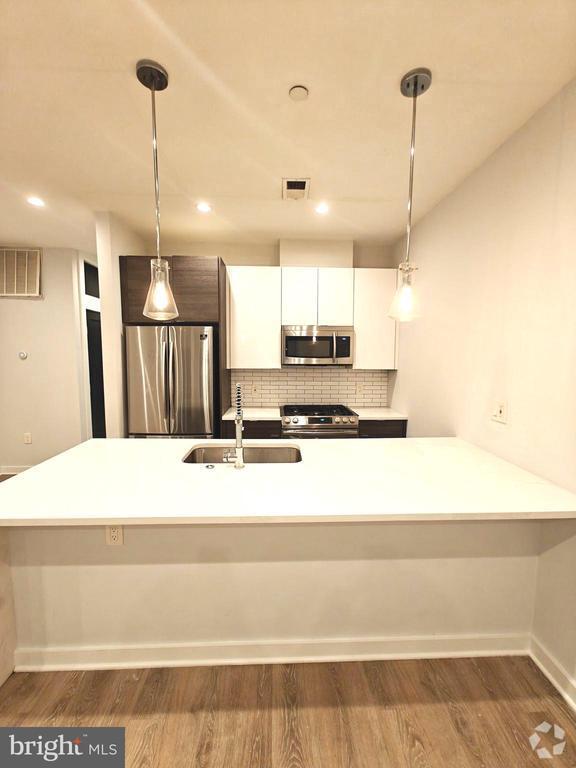 Building Photo - 721 Kennedy St NW Unit 2 Rental