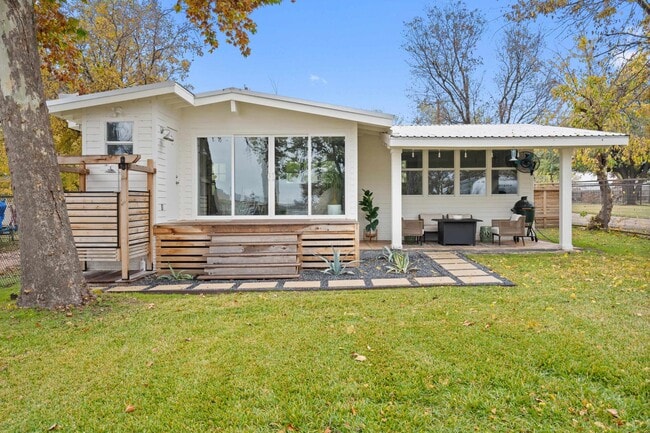 Photo - 316 Beach Dr