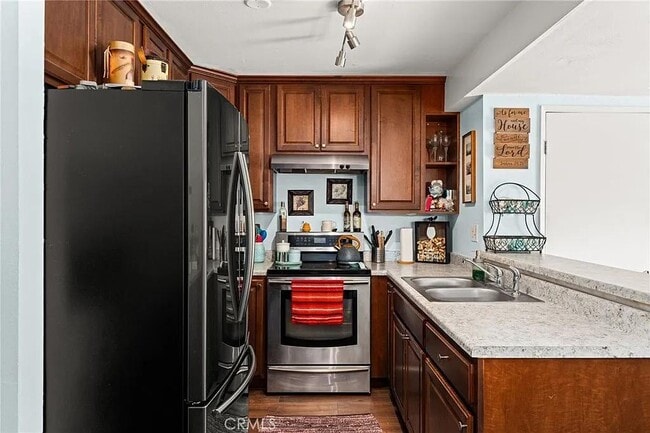 Photo - 1480 W Edgehill Rd