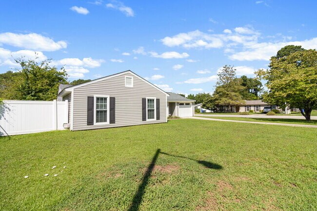 Photo - 600 Missenburg Ct