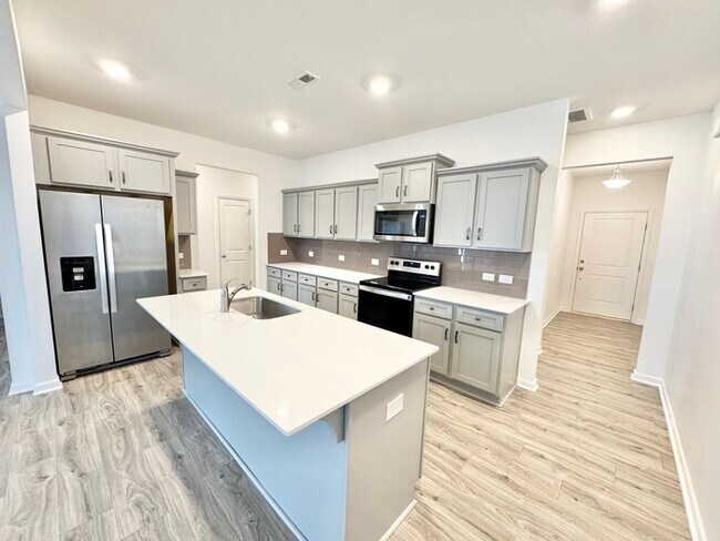 Photo - 3 br paired home with 2nd floor loft 2 car garage near I-40 and I-77