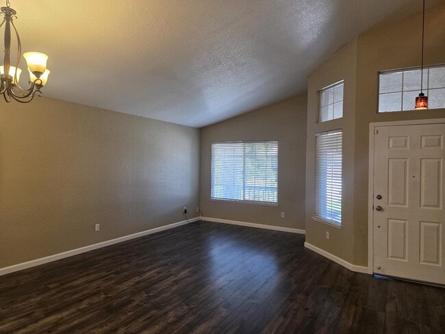 Photo - 1461 Velasquez Ln