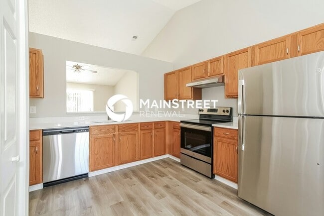 Photo - 4 Bedroom Pet-Friendly Home in CHARLOTTE, NC with Main Street Renewal