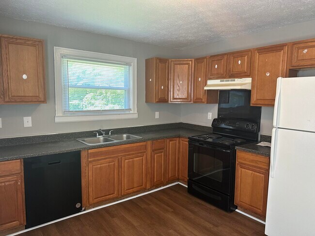 Photo - 148 Fairlawn Ave