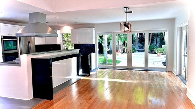 Photo - 2301 S Miami Ave