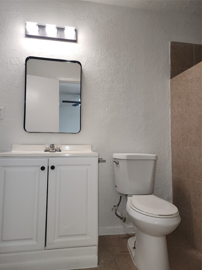 Photo - 14033 Garber Ln Unidad 2