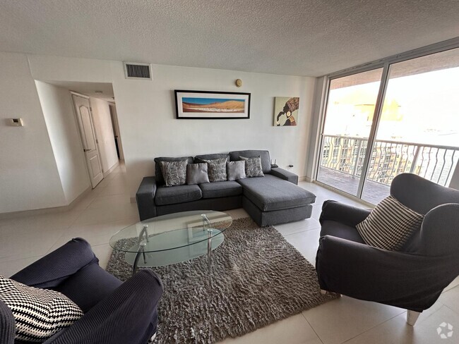 Building Photo - 1200 Brickell Bay Dr Rental