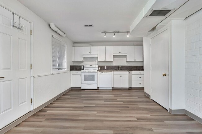 Photo - 1 Bed 1 Bath in Prime NW District! Unit Quimby Street NW 2765-A