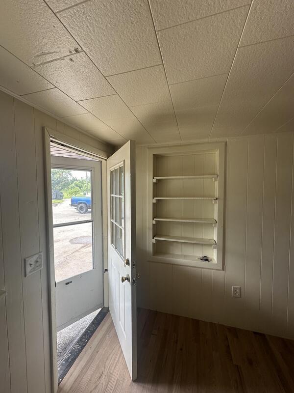 Photo - 2223 N Water St Ext