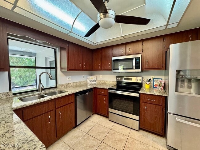 Photo - 3725 SW 6th Ave