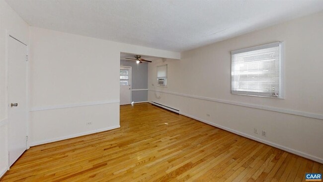 Photo - 1107 River Ct Unit B