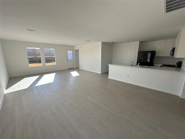 Photo - 744 Dressage Ln