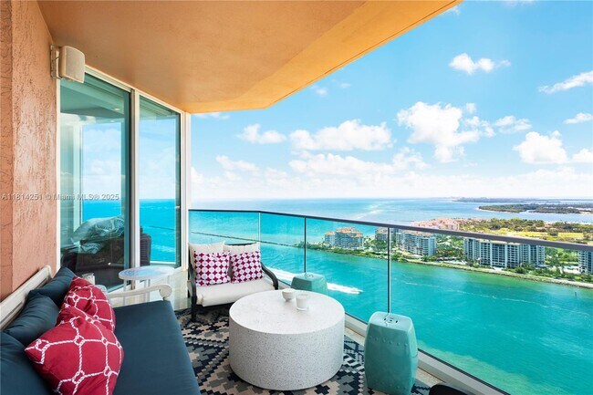 Photo - 300 South Pointe Dr Condo Unit 3703