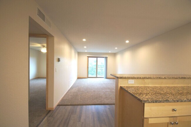 Photo - Pinto Suite Unit 302