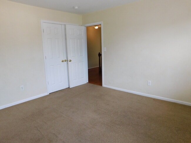 Photo - "Spacious 4-Bedroom Gem on Hughart Street with 2.5 Bathrooms and 2108 Sq. Ft. of Comfort!"