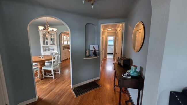 Photo - Great Seabright area 2/1 Fully Furnished Home