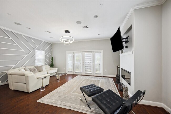 Photo - 1206 Cushing St