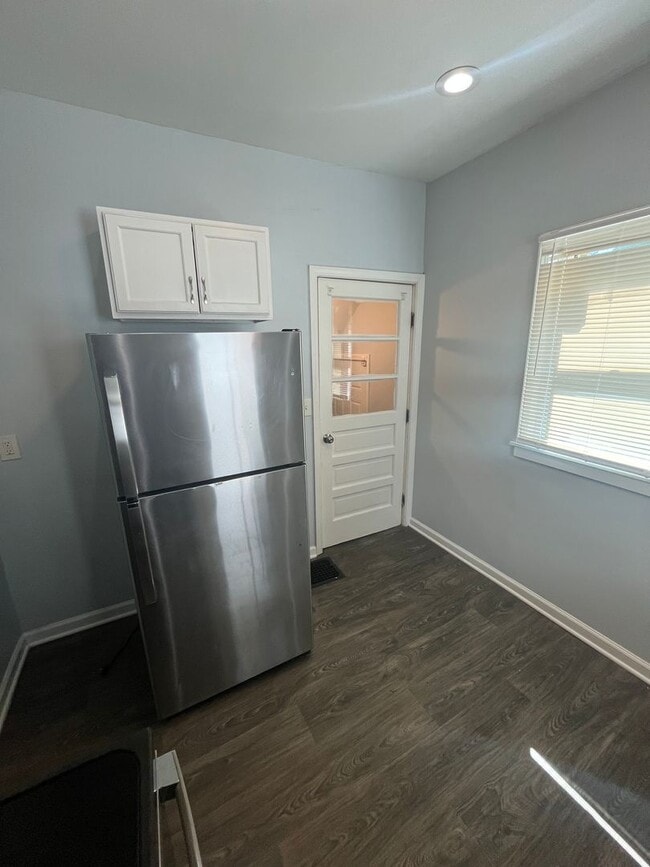 Photo - Three Bedroom House on Wyoming!