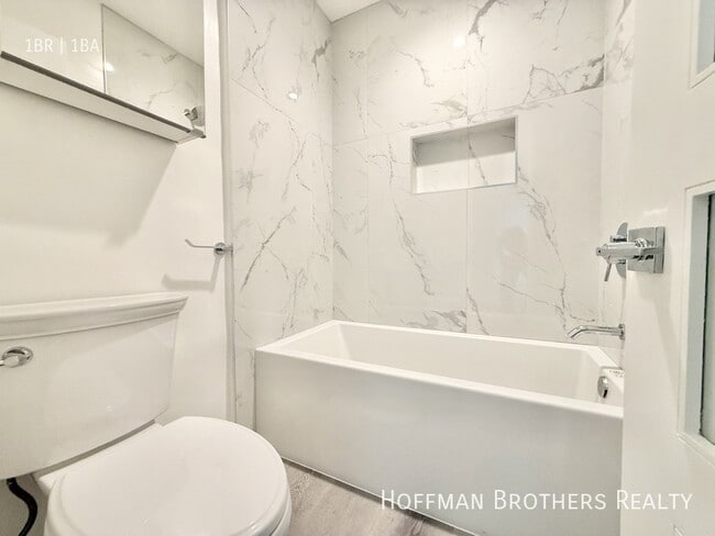Photo - 1317 N June St Unidad 117