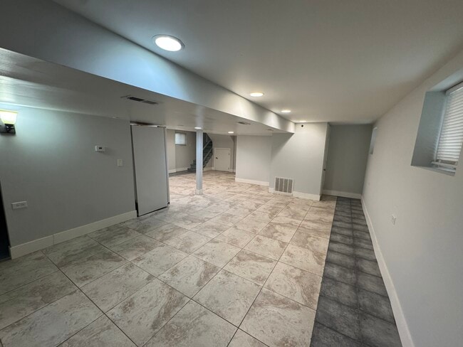 Photo - 6438 N Fairfield Ave