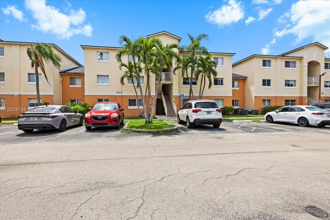 Building Photo - 3610 N 56th Ave Unit 219