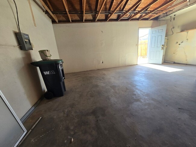 Photo - Place 920 W Alene Ave Unit Apt B