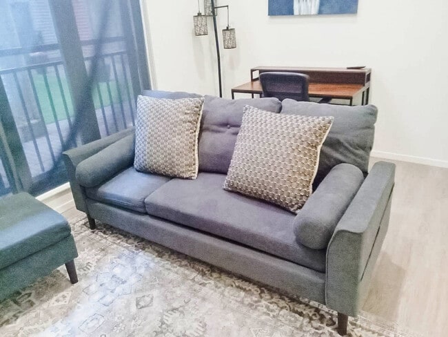 Photo - 1101 Euclid Ave Unit FL5-ID1055679P