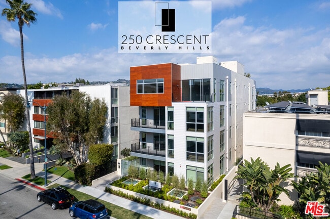 Building Photo - 250 N Crescent Dr Unit 101 Rental