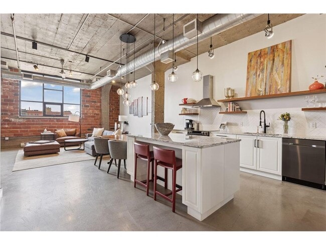 Photo - 718 N Washington Ave Unit 505