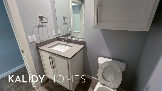 Photo - 1660 Salma Rd