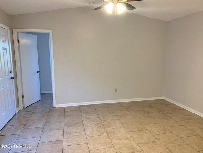 Photo - 220 Briarcliff Dr