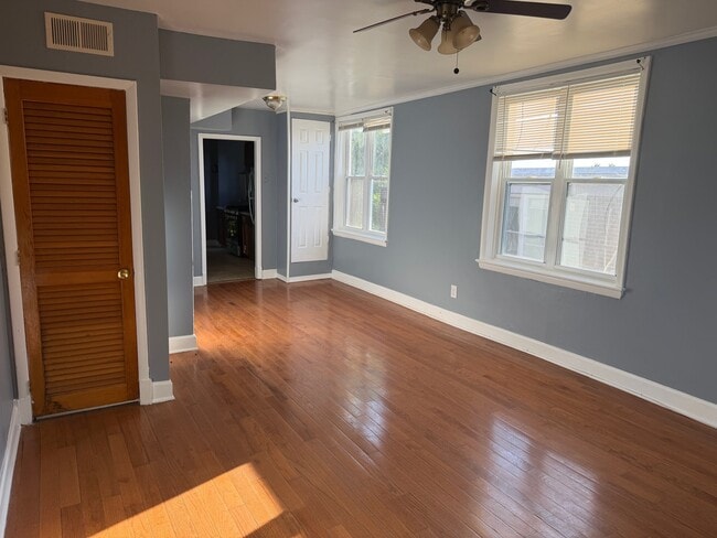 Photo - 101 Galveston Pl SW Unit 4
