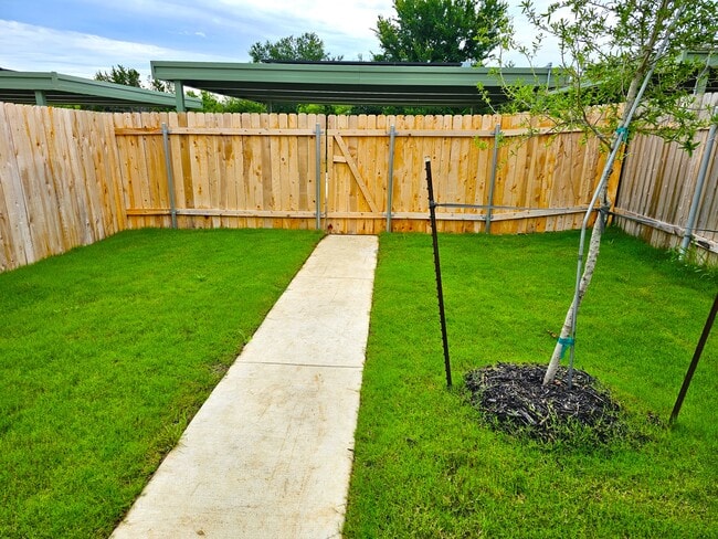 Photo - 9612 Whisper Willow Blvd