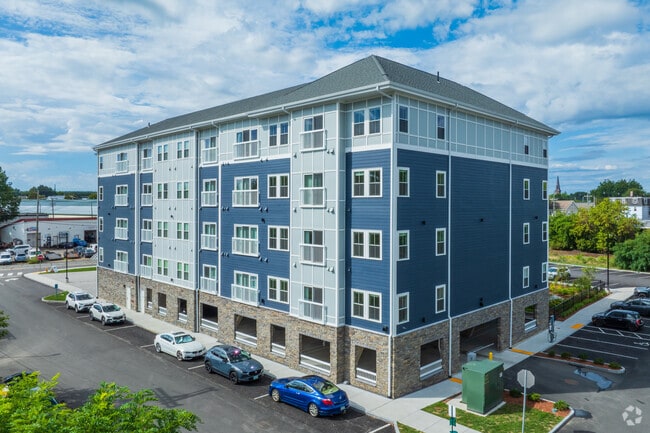 Taylor Pointe