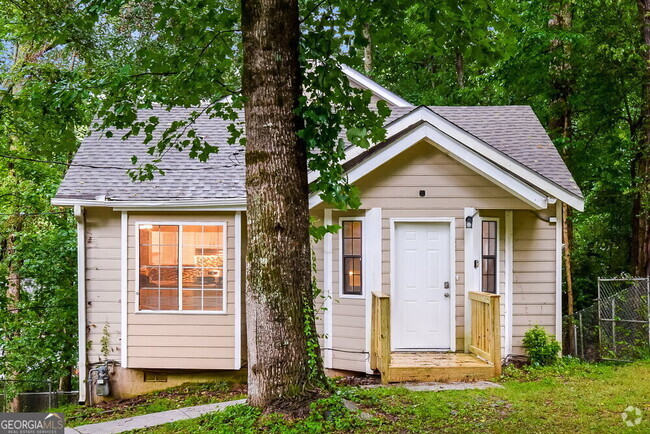 Building Photo - 4428 Lucy Ln SW Rental