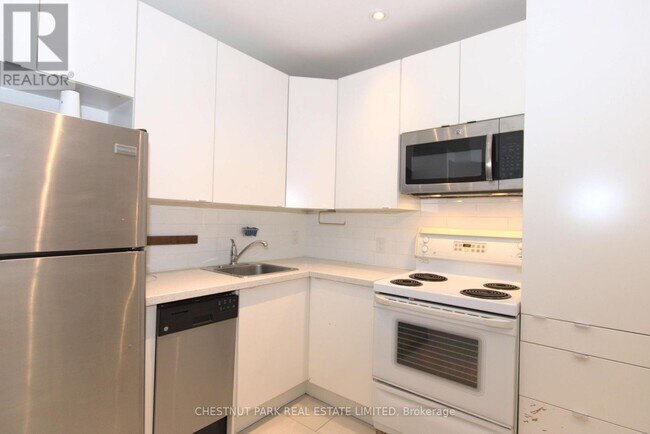 Photo - 113 McGill St