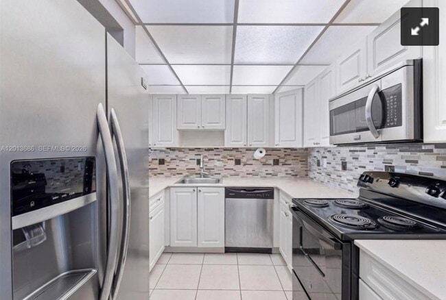 6950 Miami Gardens Dr Unit 506