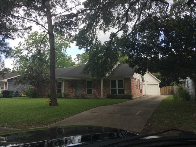 Building Photo - 1907 Sedgie Dr Rental