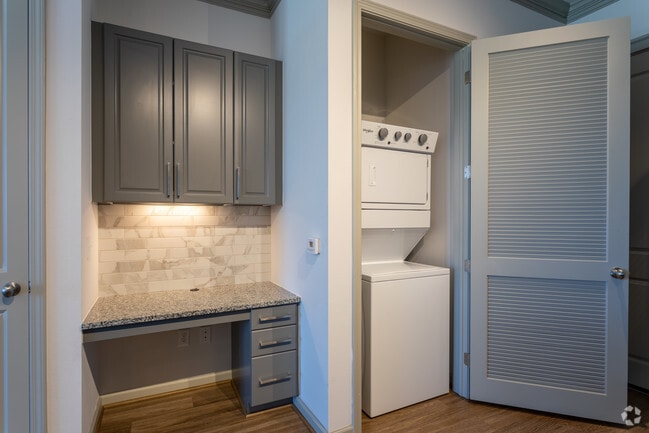 1BR,1BA - 799SF A3 - LAUNDRY
