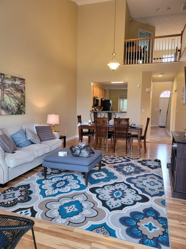 Photo - 3816 Taft Ave